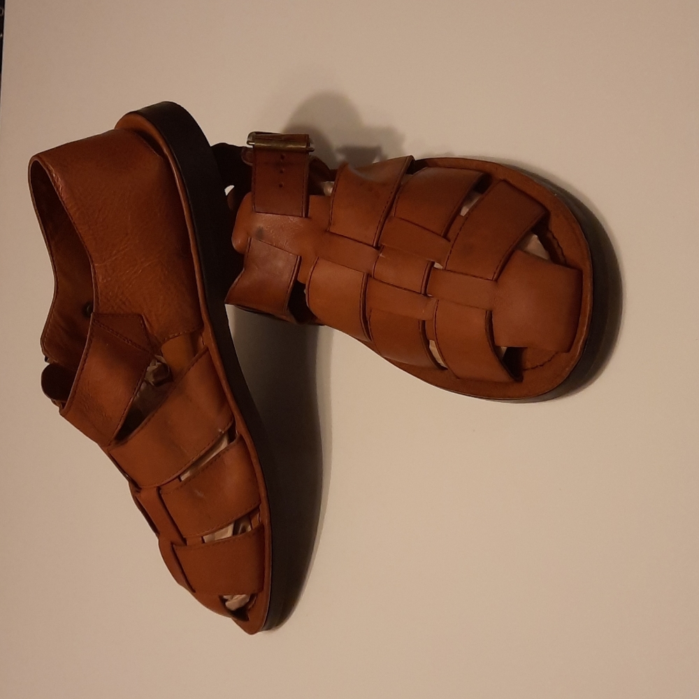 Leather sandals size 13 m